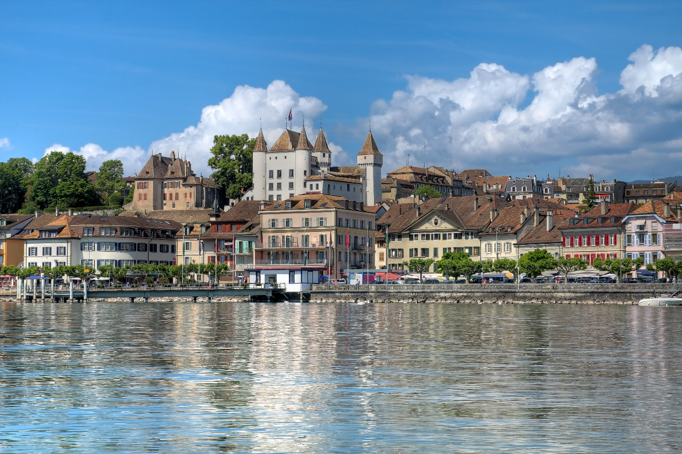 Arboris
              RÉSIDENCE – NYON